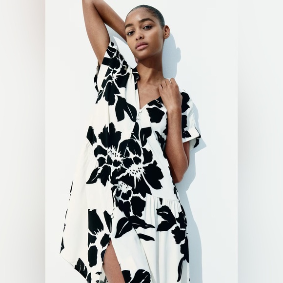 H&M Crinkled Tunic Dress - Picture 2 of 2